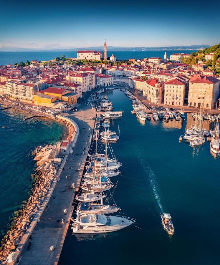 Piran With A View Apartment Bagian luar foto