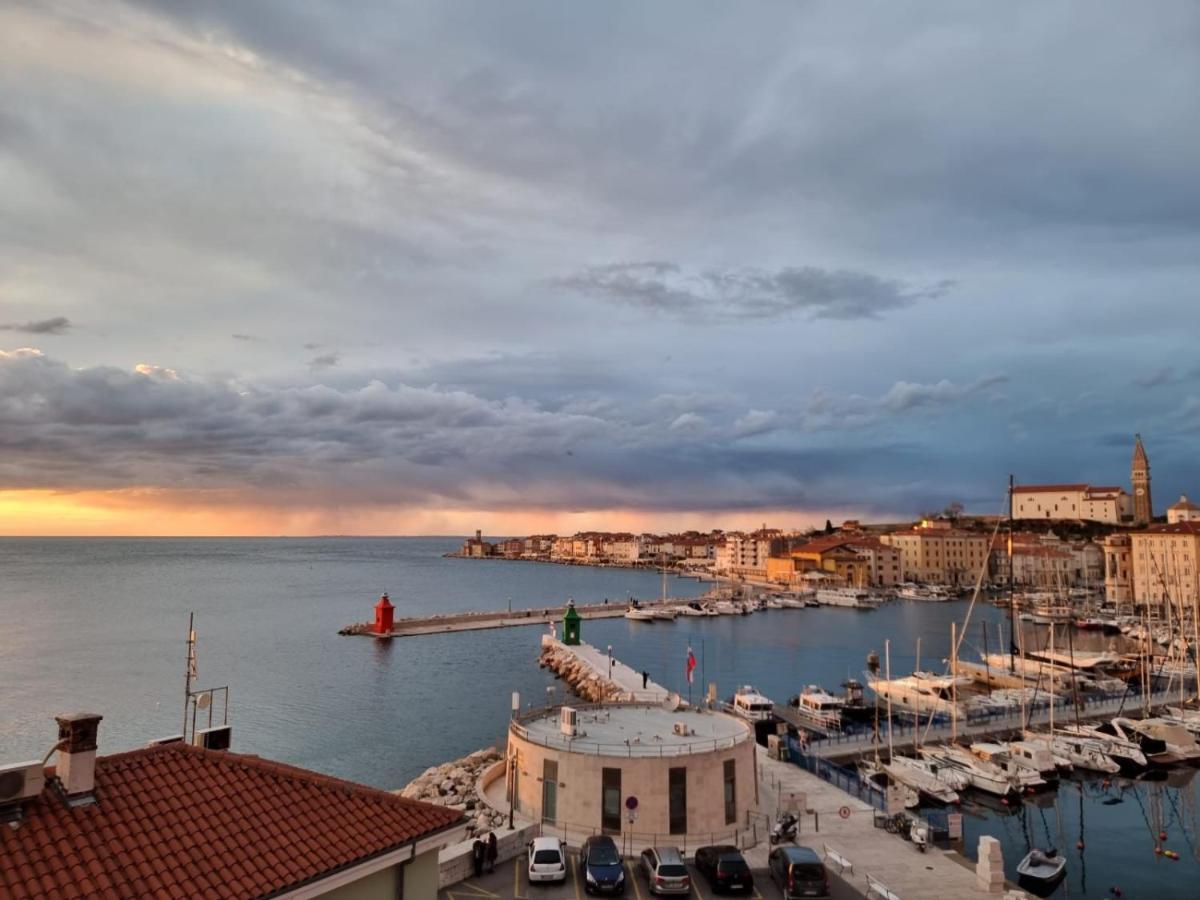 Piran With A View Apartment Bagian luar foto